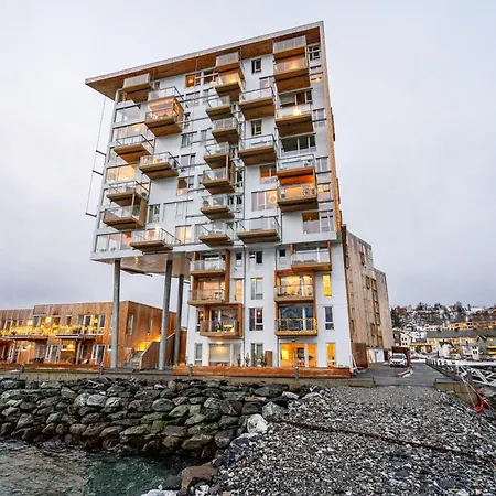 Beautiful Oceanfront L Balcony & Amazing View Tromsø